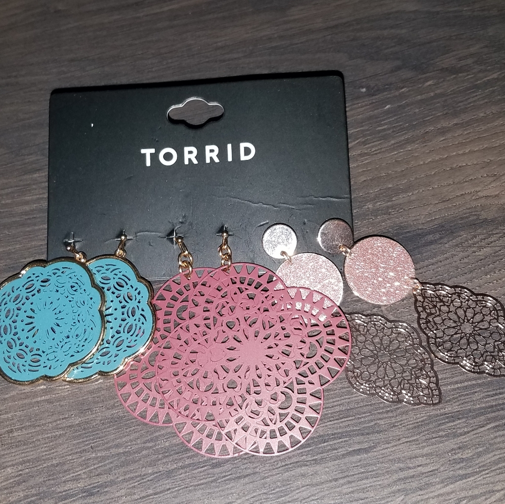 NEW Torrid Filigree & Scalloped Earring Set (3 pr) - Picture 3 of 3